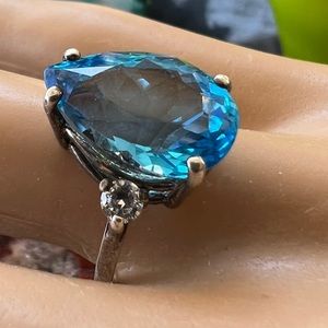 14K Gold Blue Topaz? Teardrop Ring